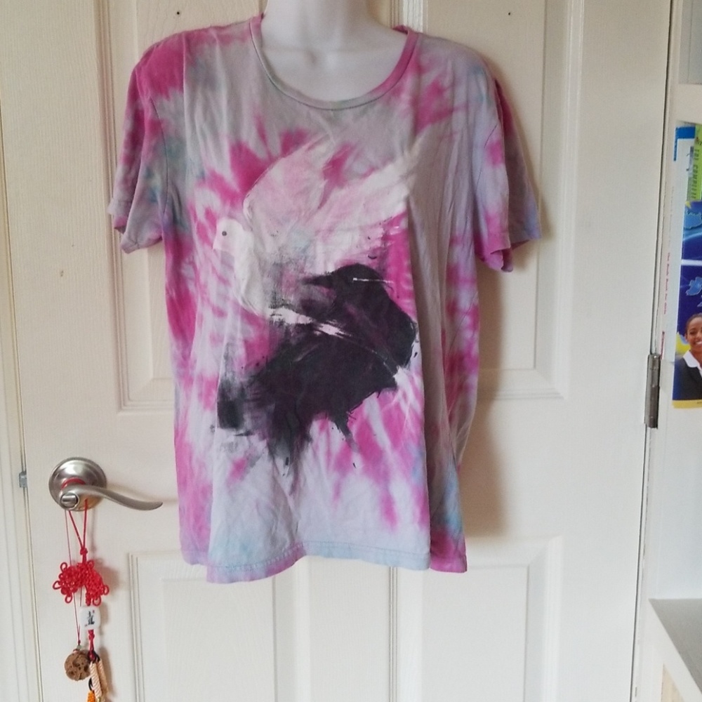 Tie dye shirt with raven and dove